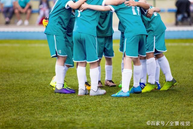 切尔西官方为韦斯利庆生 22年加盟至今只踢了32场